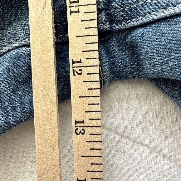 Hollister Bermuda Shorts Ultra High-Rise Stretch Vintage Soft Size 7/28 Waist - Picture 4 of 7